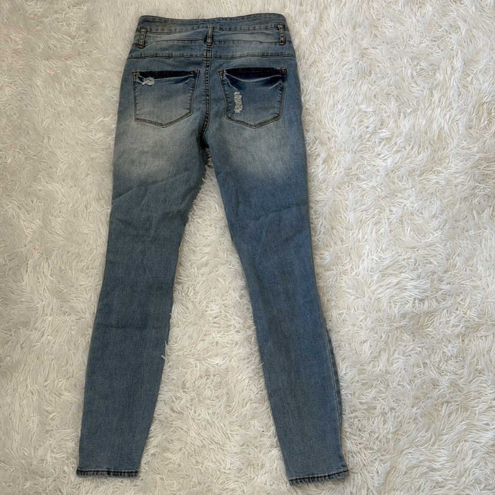 Button down ripped jeans - Picture 4 of 6
